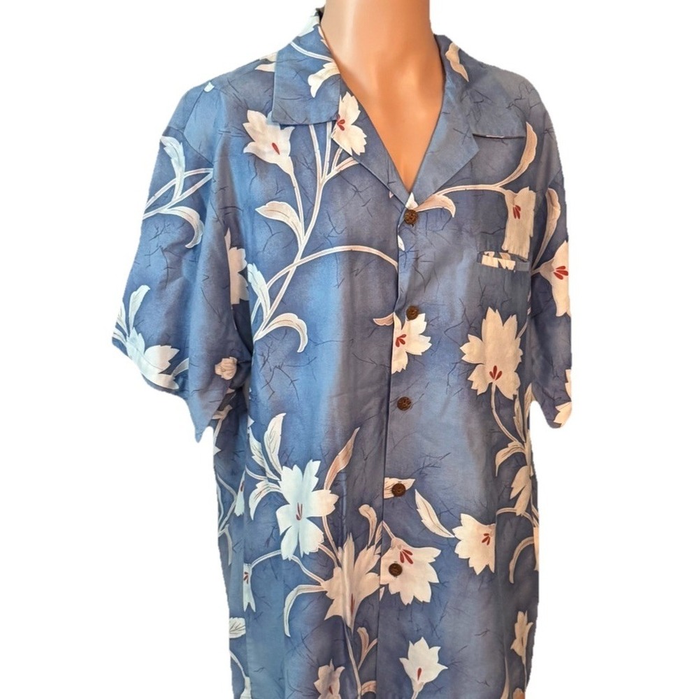 HRH His Royal Highness Hawaiian Shirt Mens XL Floral Short Sleeve Button Down